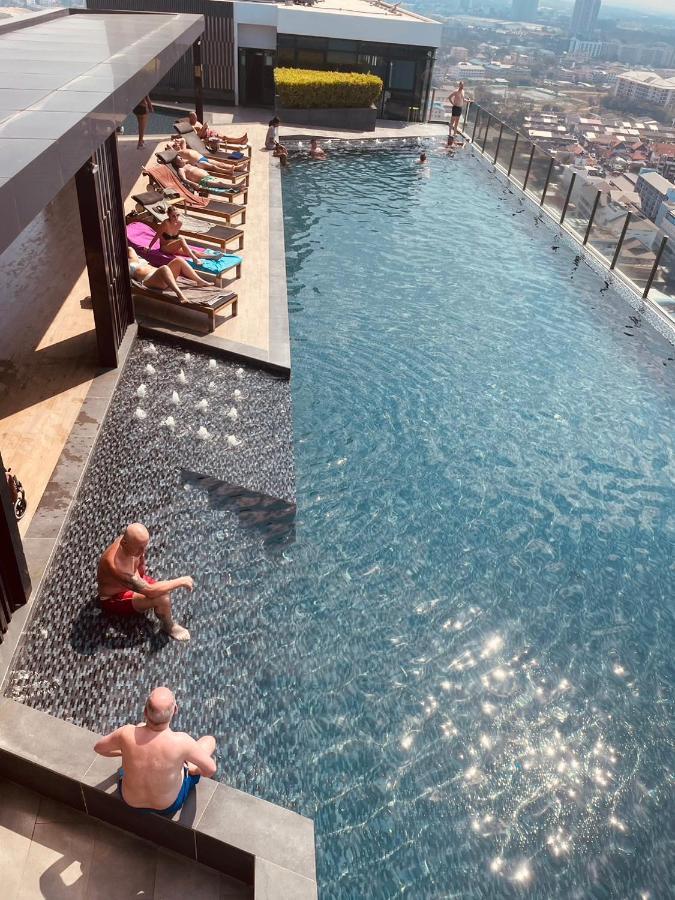 The Base 271 By Numam Apartemen Pattaya